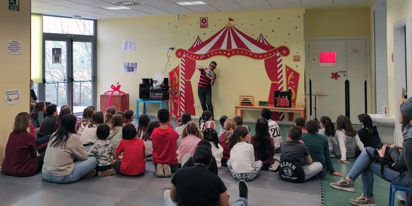 show-mago-cuentos-mas-taller-animacion.-lectura